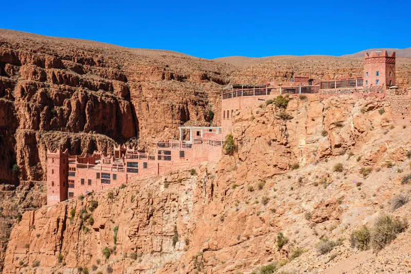 Viaje 4 Días de Marrakech a Merzouga -Gargantas del Dadès Paisaje Rojo